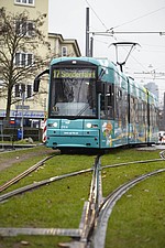 VGF-U-Bahn auf Schienen
