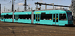 VGF-Straßenbahn von der Seite