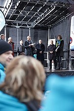 VGF-Eröffnungsfeier mit Redner auf der Bühne